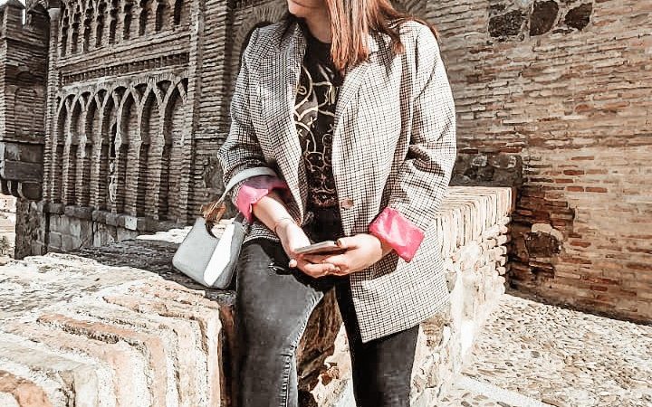 7 motivos por los que tienes que leer a «Carmen Saenz Vallejo»