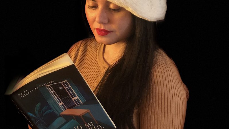 Yaiza Delgado de Santiago, nos habla de su fabulosa obra «Bajo mi cielo azul»