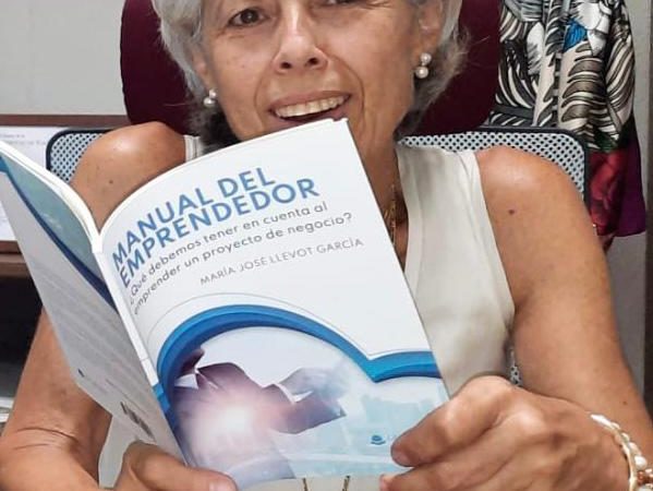 María José Llevot García, nos habla sobre su obra «Manual del emprendedor»