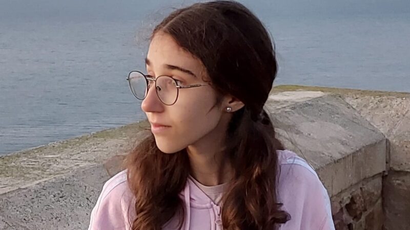 “Todas las formas de volar”, de Lena Victoria: la poesía que inspira a soñar y sanar.