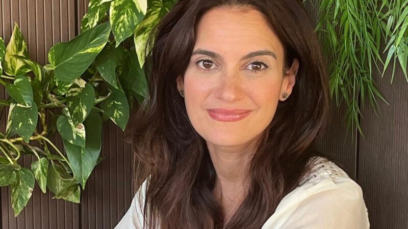 “El Despertar de Gloria”: Intriga y Reflexión en una Novela que Atrapa desde la Primera Página.